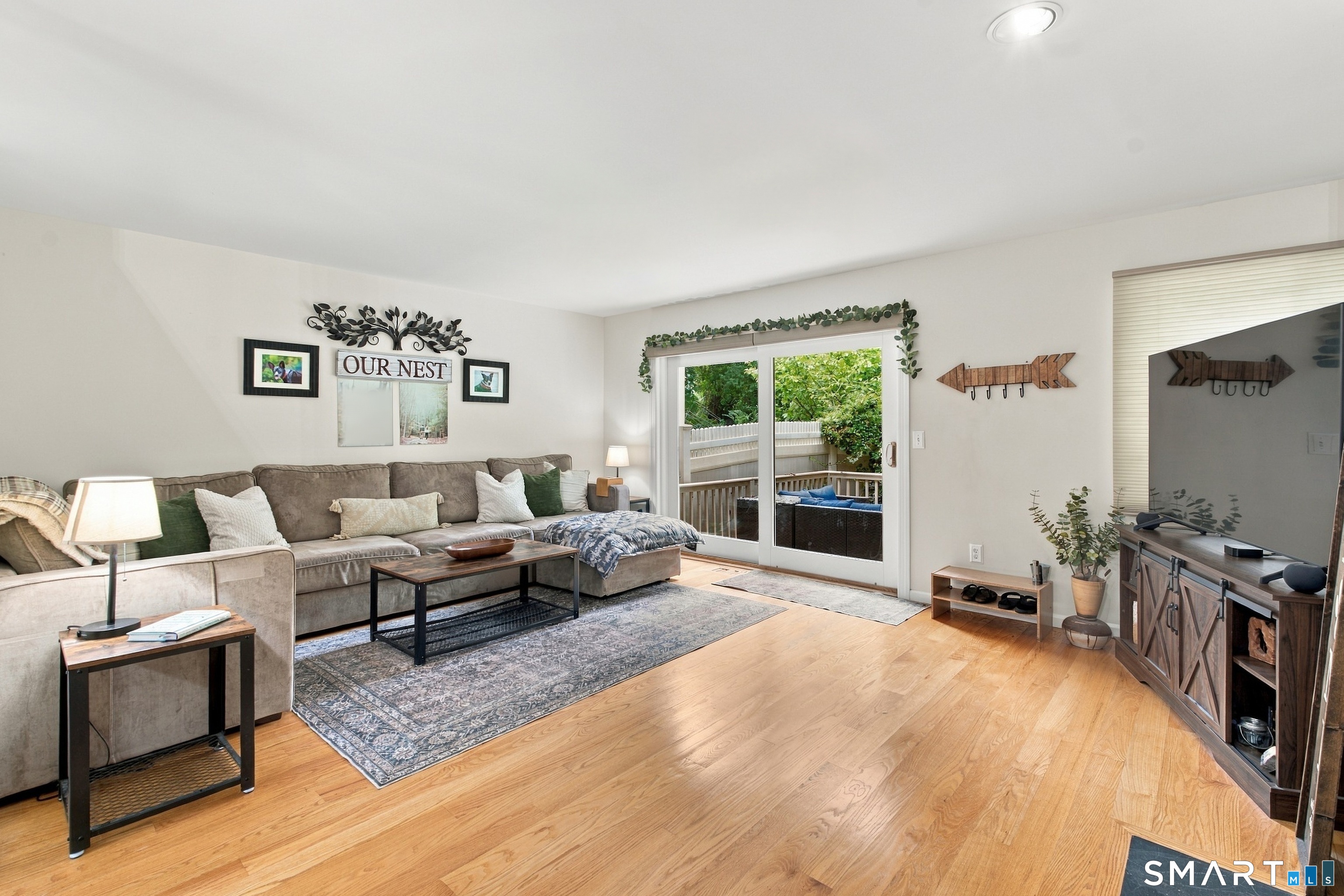 12 Boulevard Drive Danbury CT 06810