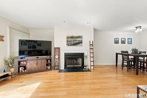 12 Boulevard Drive Danbury CT 06810