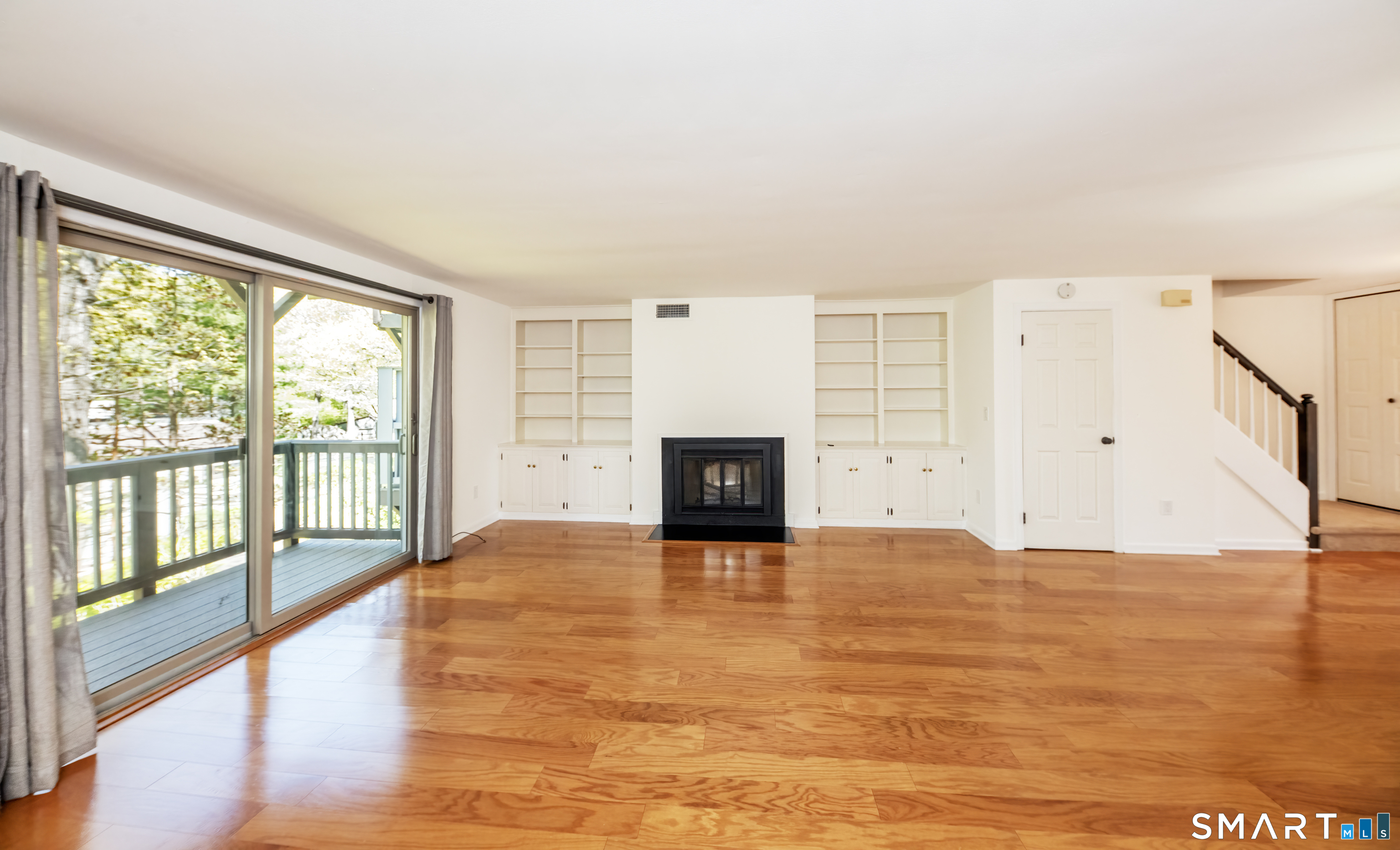 21 Harbour Village Branford CT 06405
