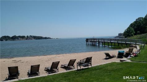 21 Harbour Village Branford CT 06405