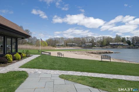 21 Harbour Village Branford CT 06405