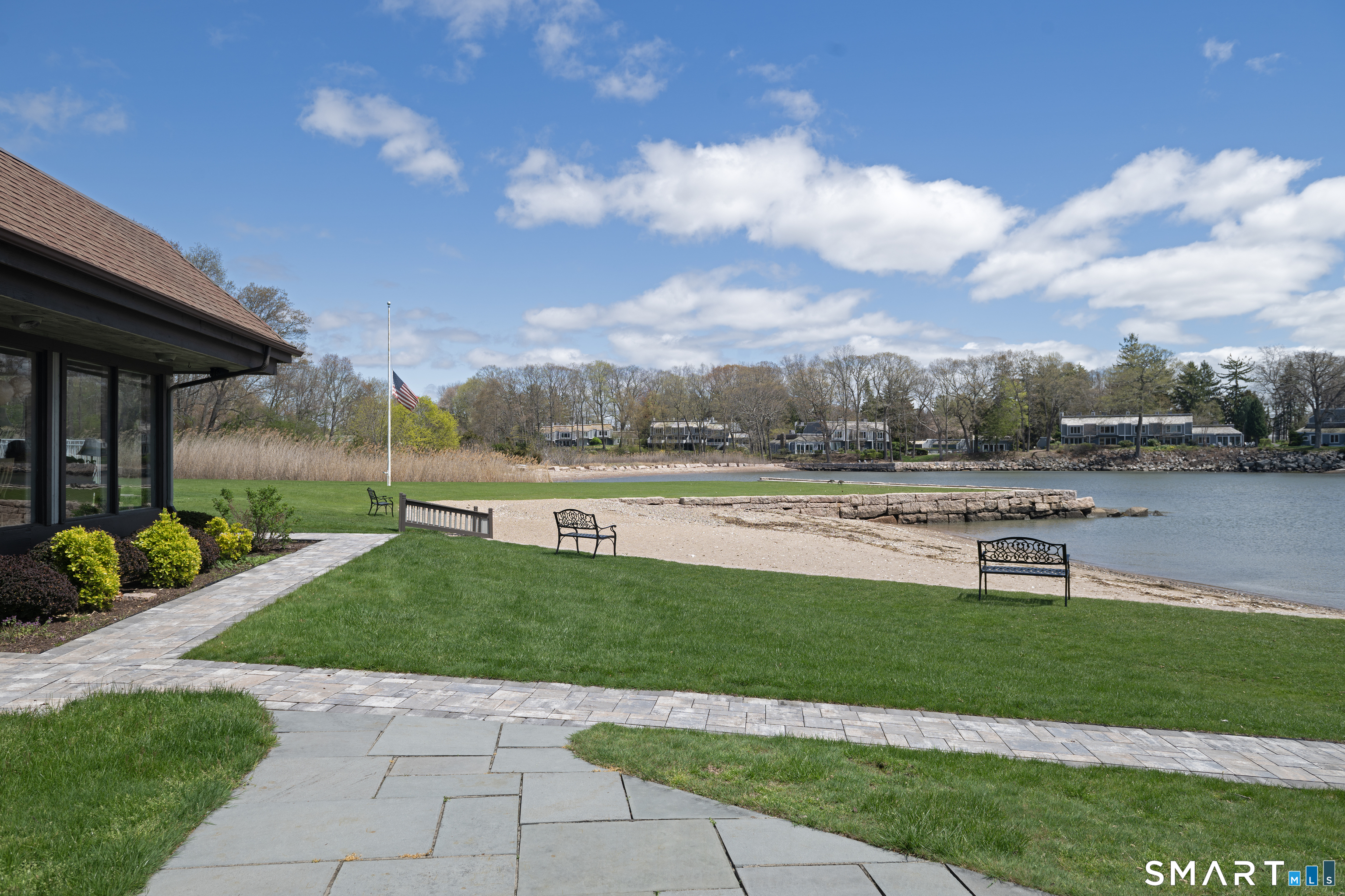 21 Harbour Village Branford CT 06405