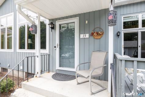 13 Ivy Lane South Windsor CT 06074