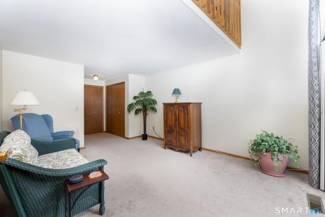 13 Ivy Lane South Windsor CT 06074