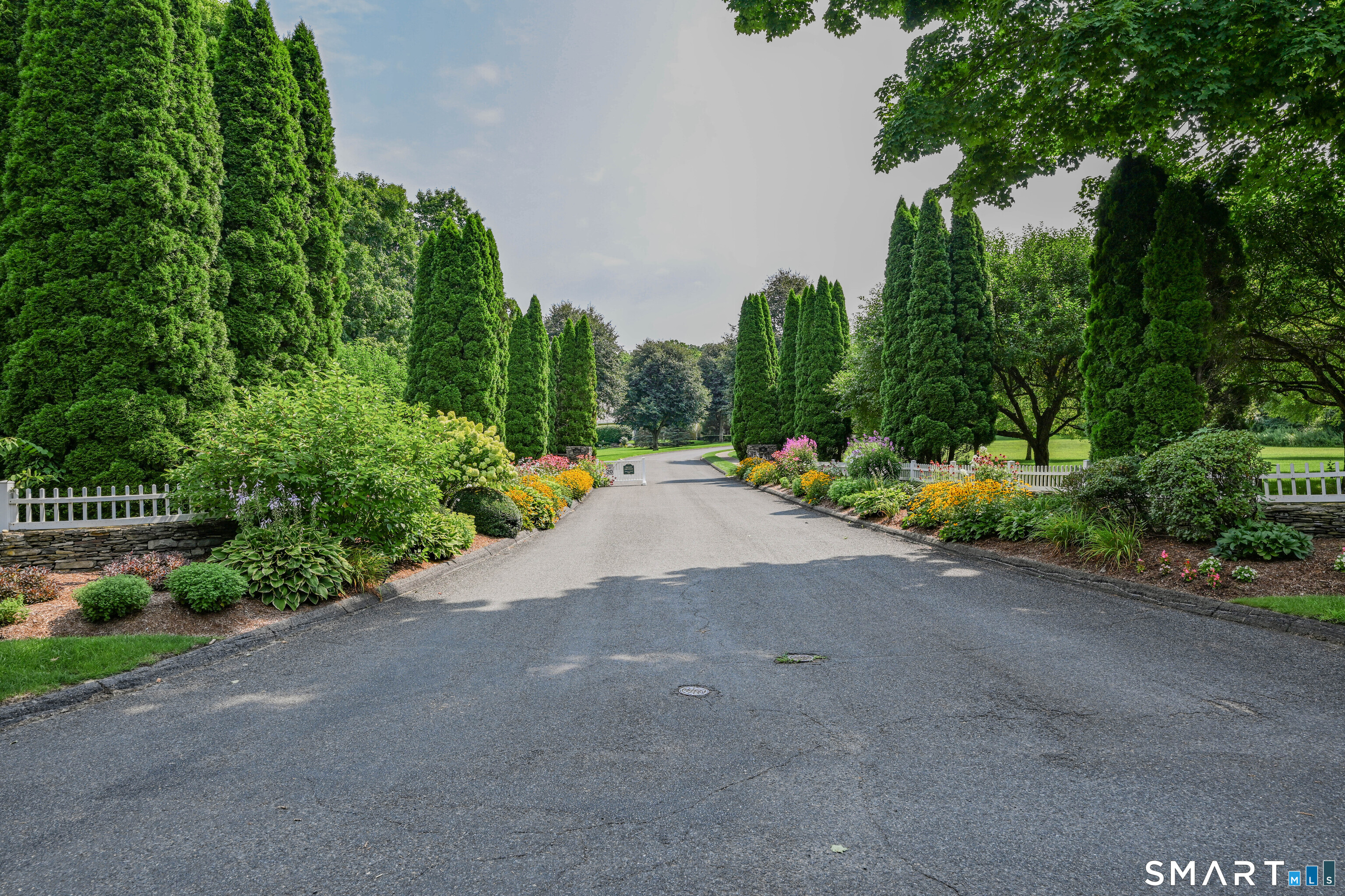 13 Hillview Lane Woodbury CT 06798