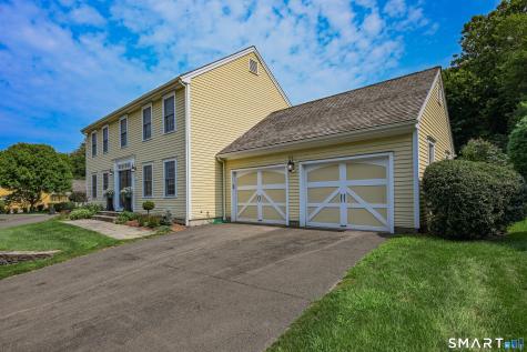 13 Hillview Lane Woodbury CT 06798