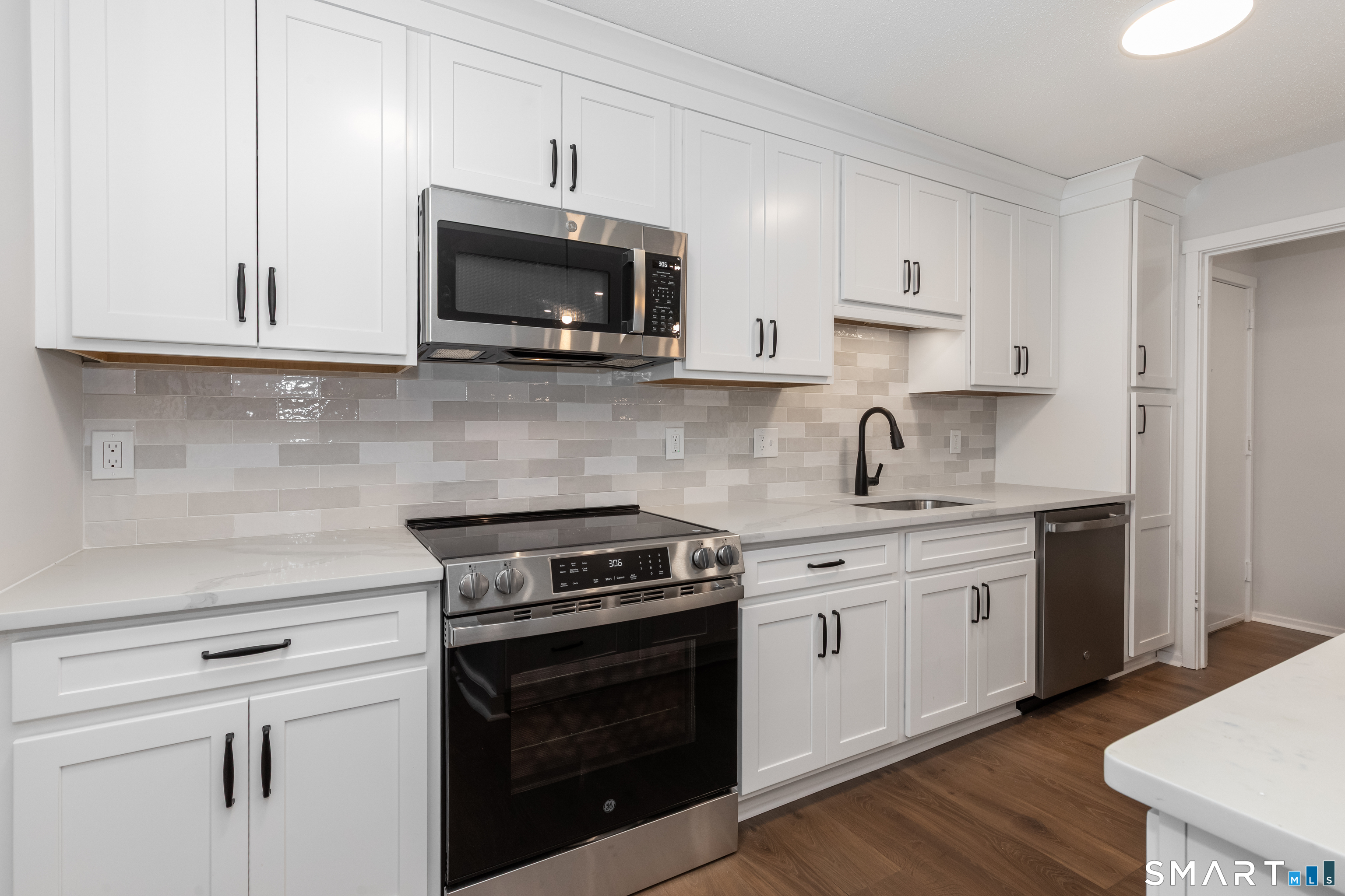23 Heritage Village Southbury CT 06488