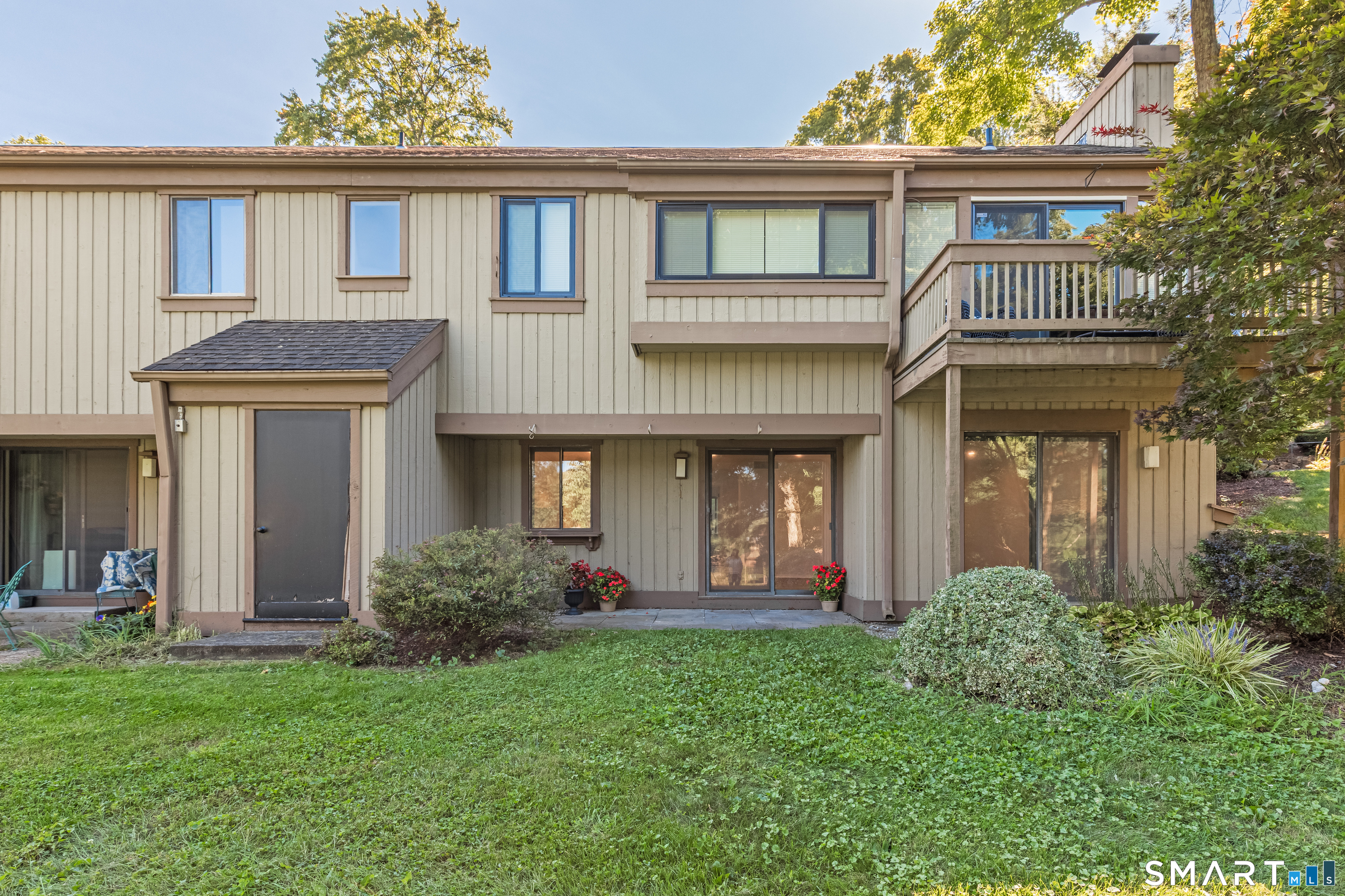 23 Heritage Village Southbury CT 06488