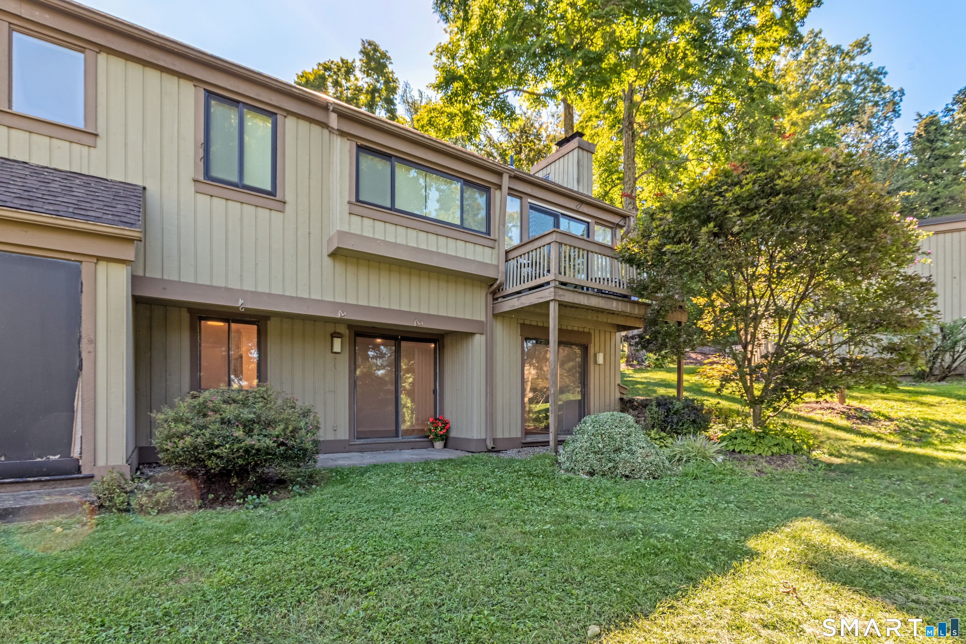 23 Heritage Village Southbury CT 06488
