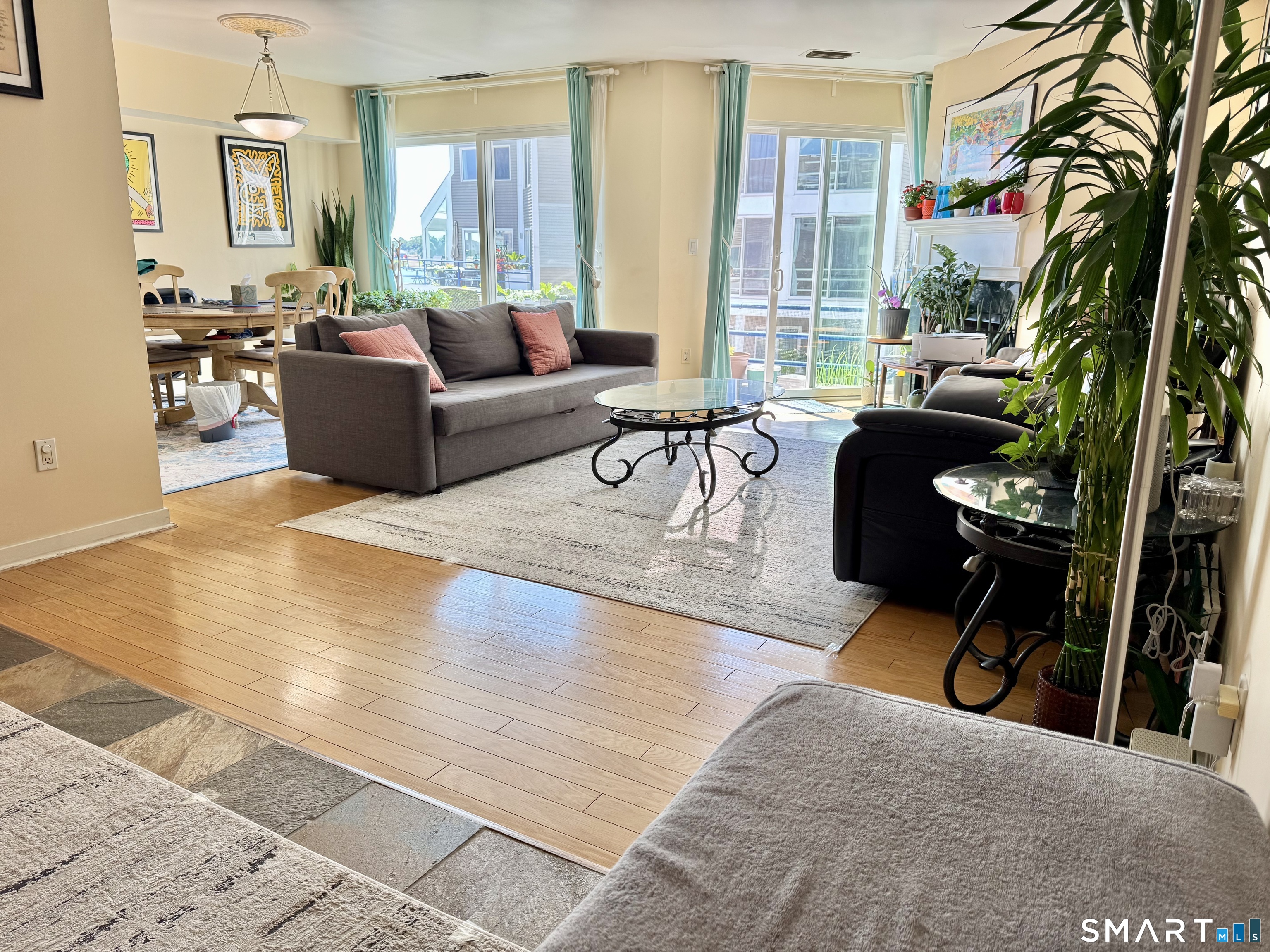 18 Harbour Close New Haven CT 06519