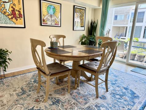 18 Harbour Close New Haven CT 06519