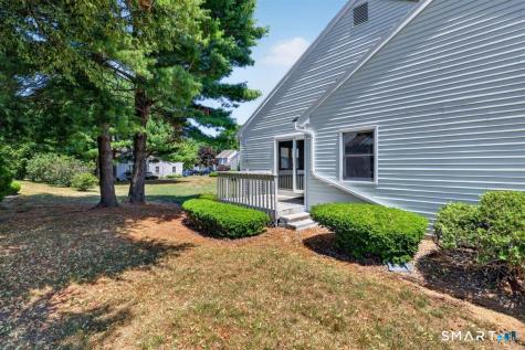 10 Daniel Drive East Windsor CT 06088
