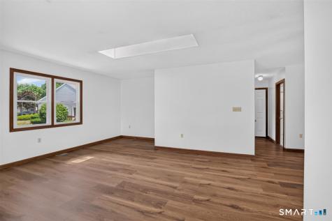10 Daniel Drive East Windsor CT 06088