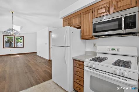 10 Daniel Drive East Windsor CT 06088
