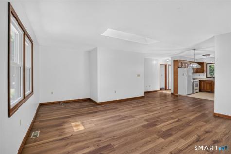 10 Daniel Drive East Windsor CT 06088