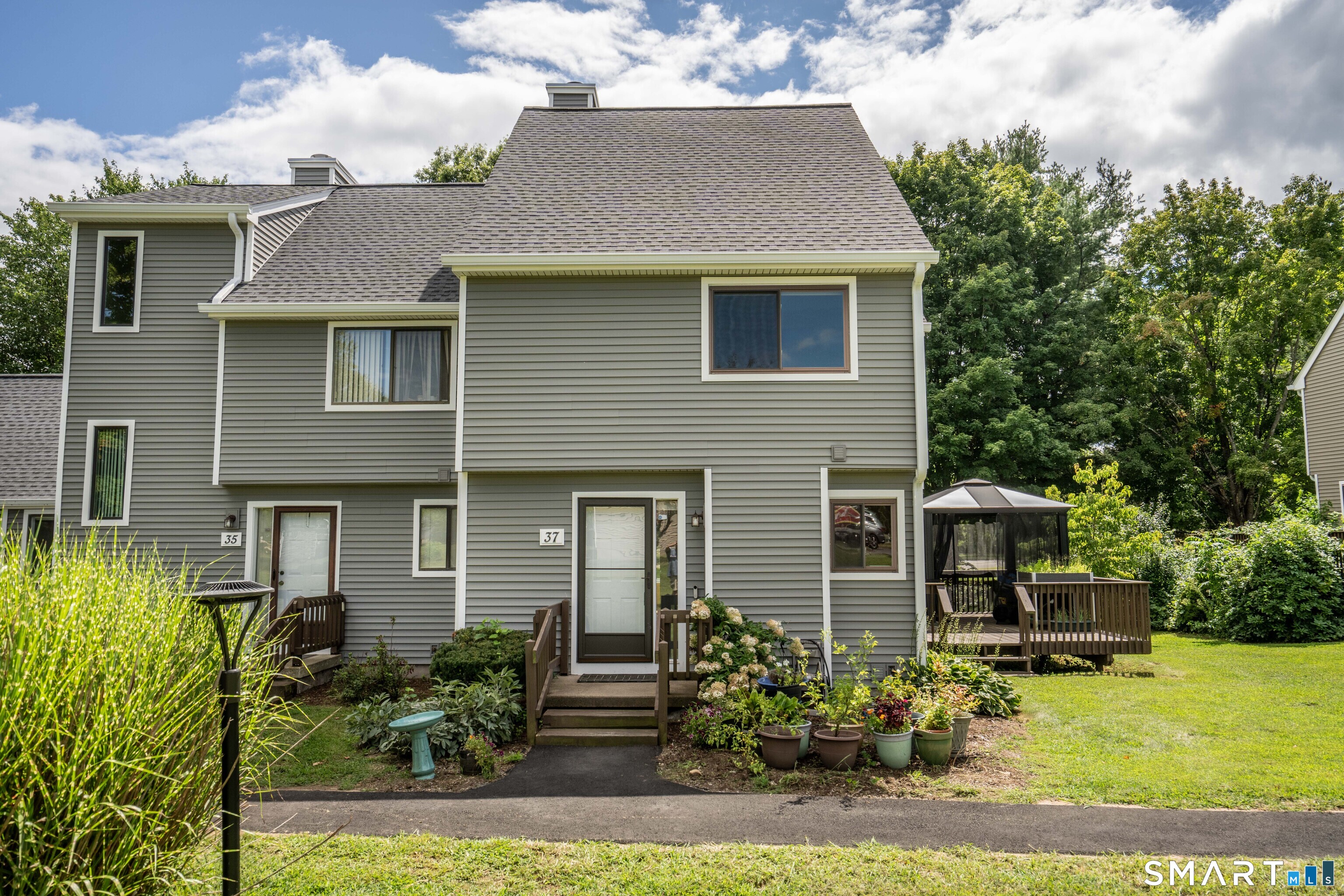 37 Reed Court Bloomfield CT 06002