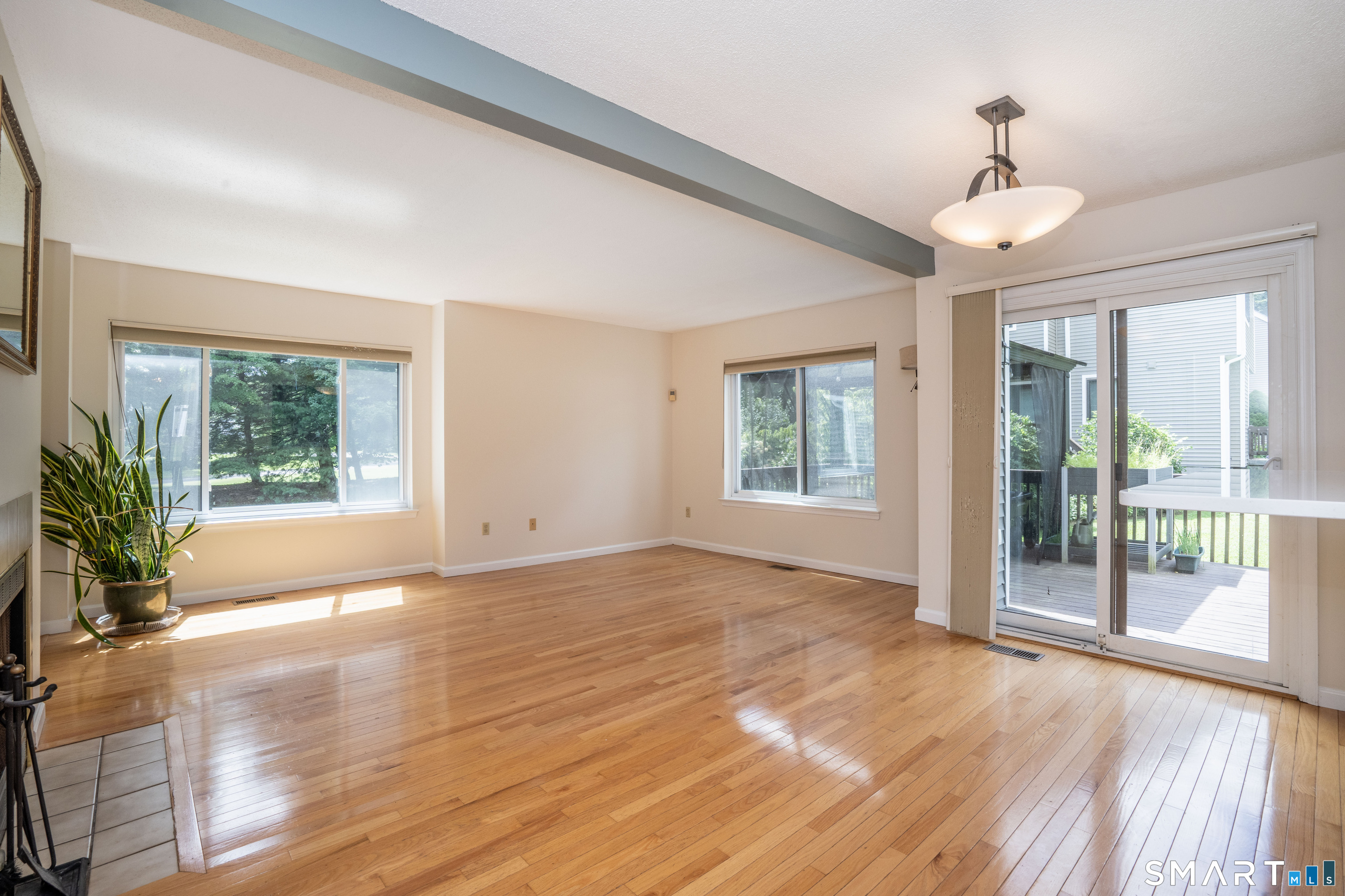 37 Reed Court Bloomfield CT 06002