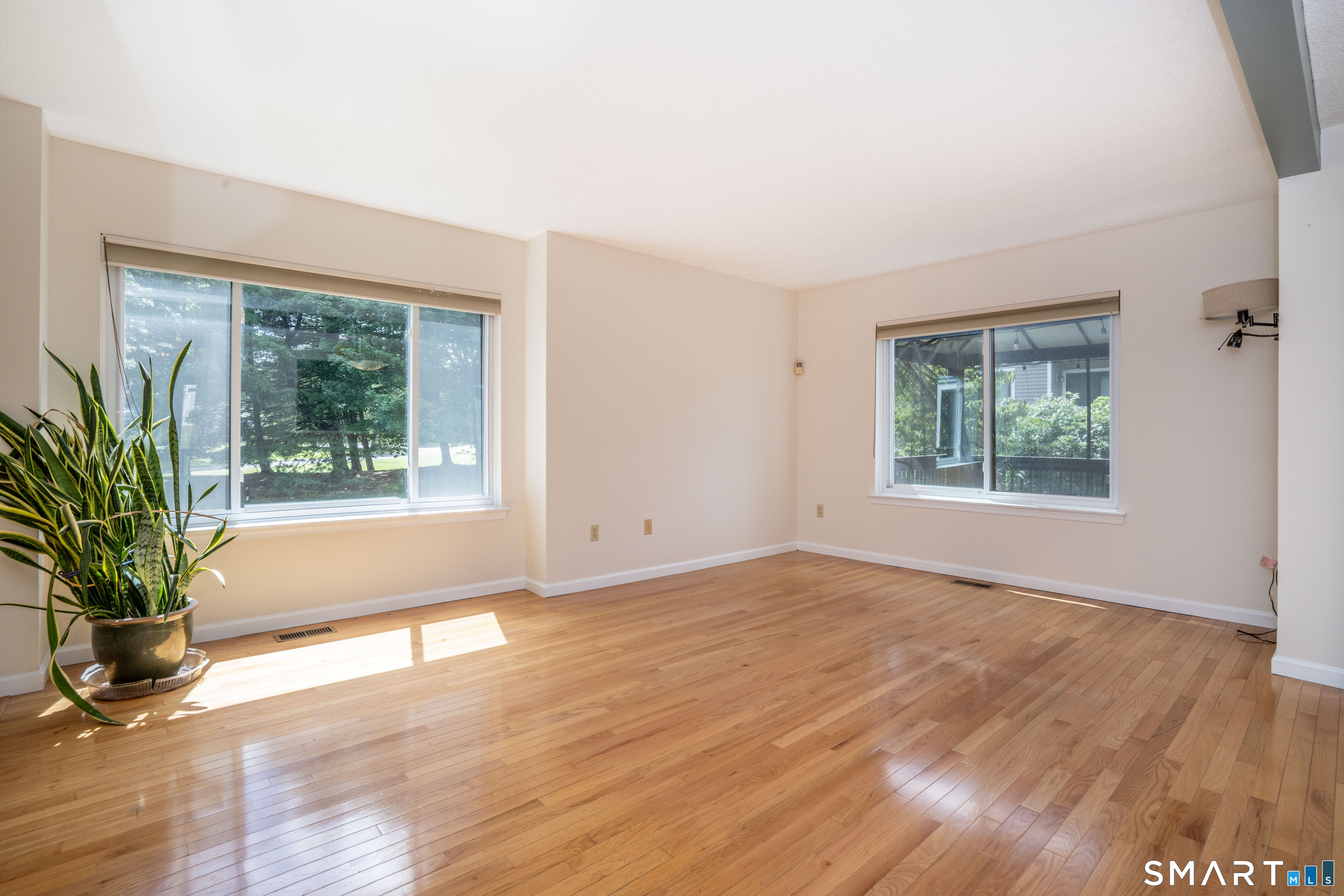 37 Reed Court Bloomfield CT 06002