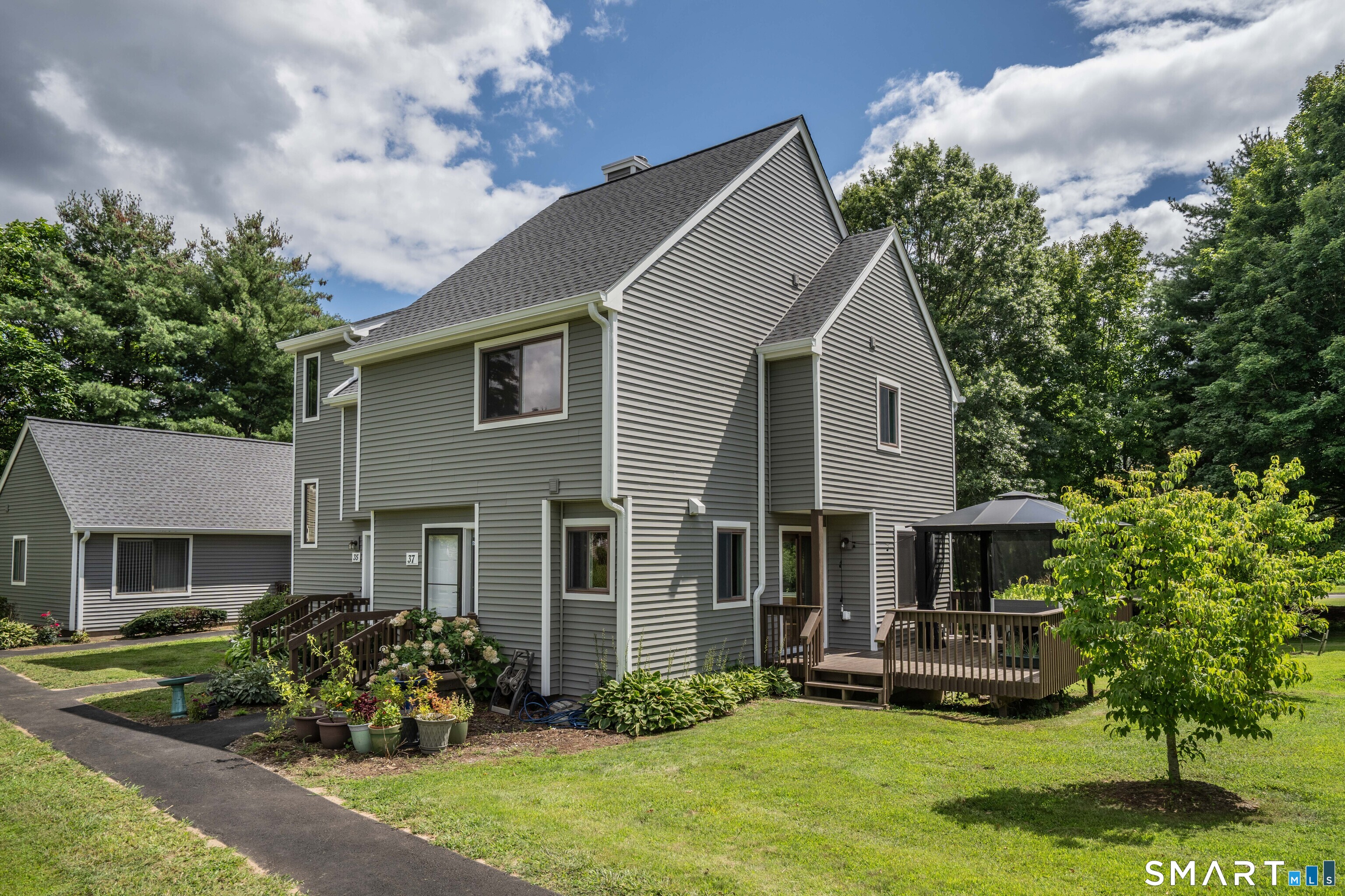 37 Reed Court Bloomfield CT 06002