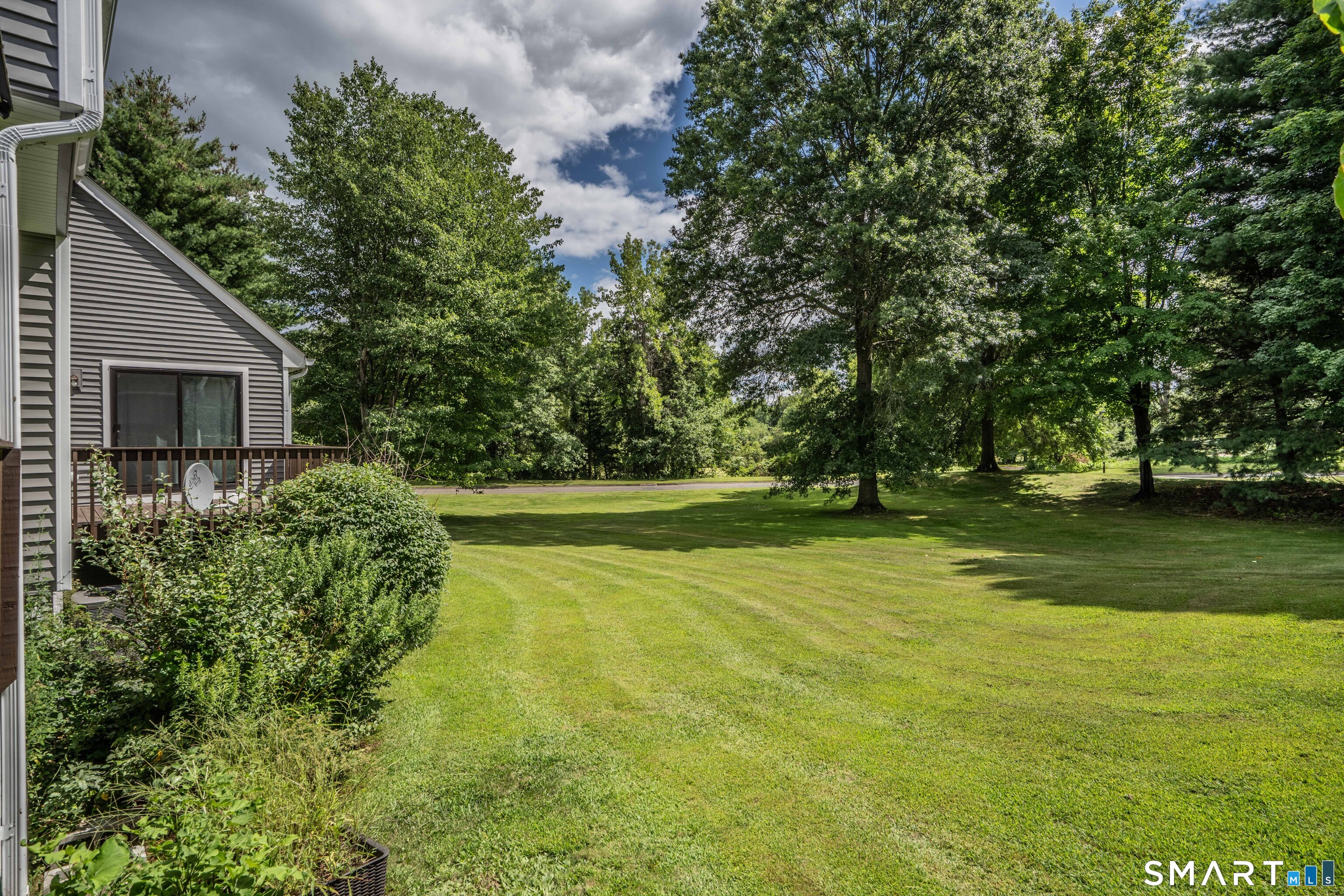 37 Reed Court Bloomfield CT 06002