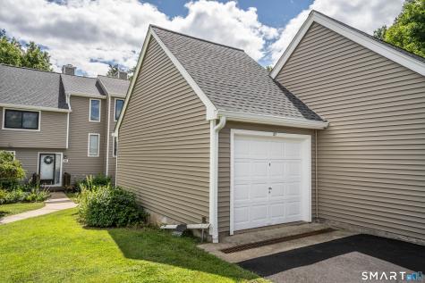 37 Reed Court Bloomfield CT 06002
