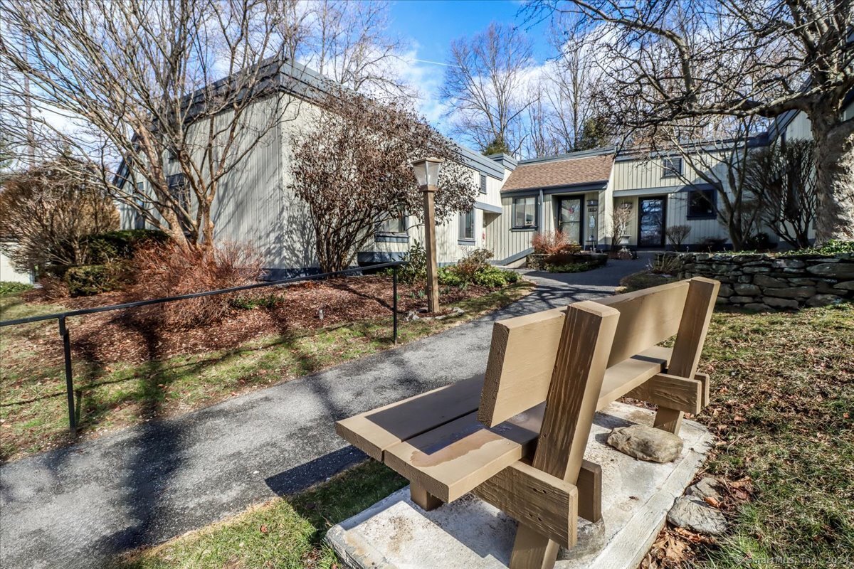 852 Heritage Village Southbury CT 06488