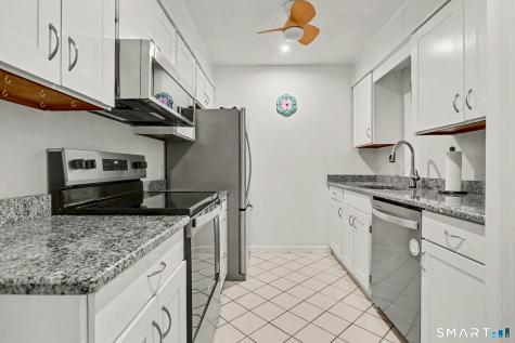 40 California Street Stratford CT 06615