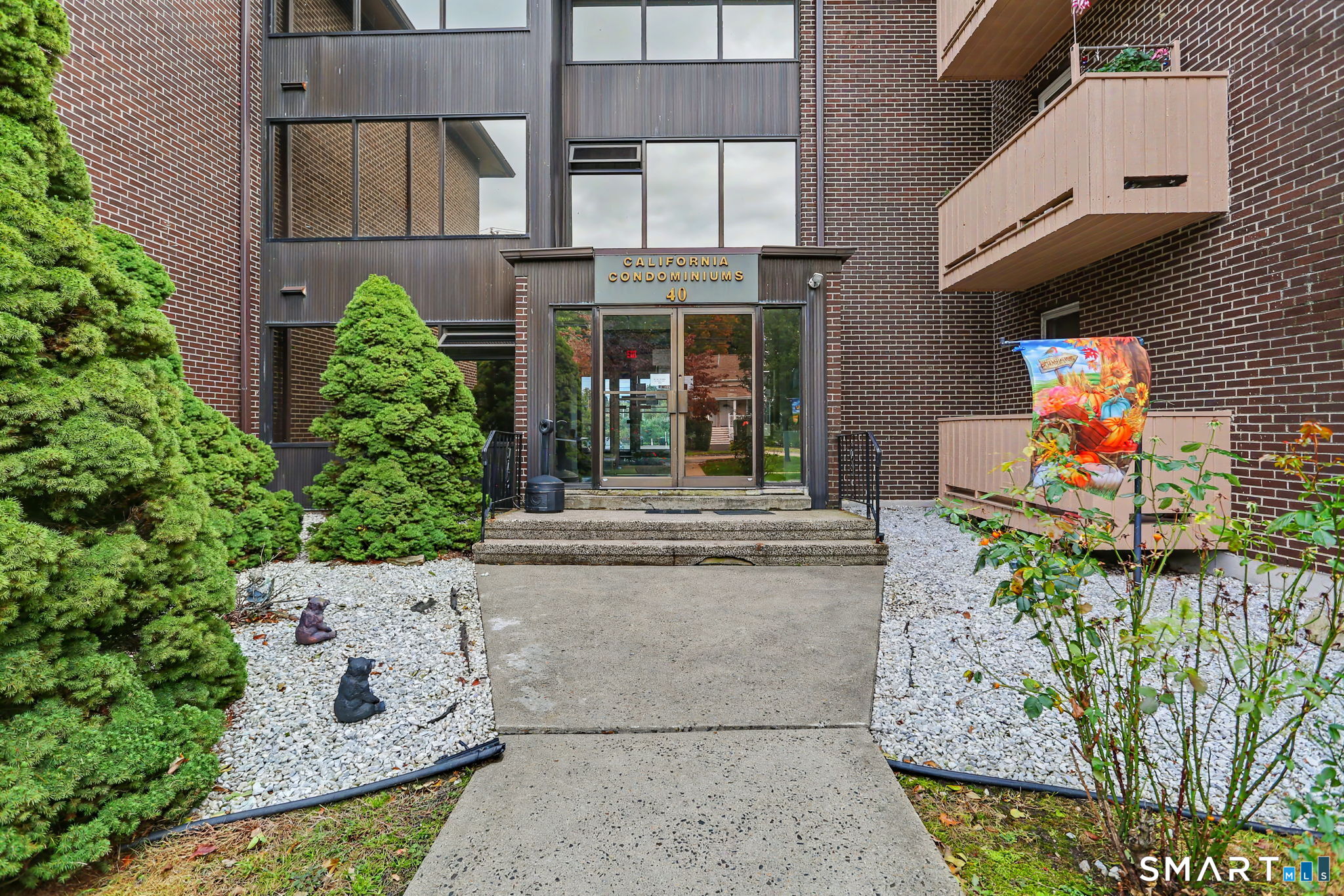 40 California Street Stratford CT 06615