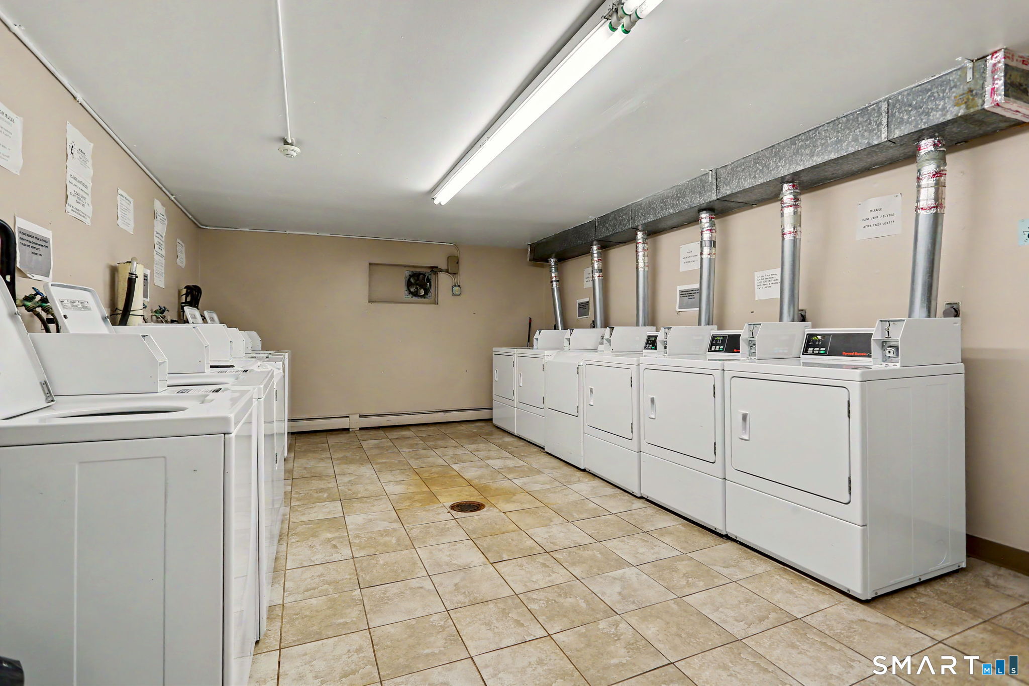 40 California Street Stratford CT 06615