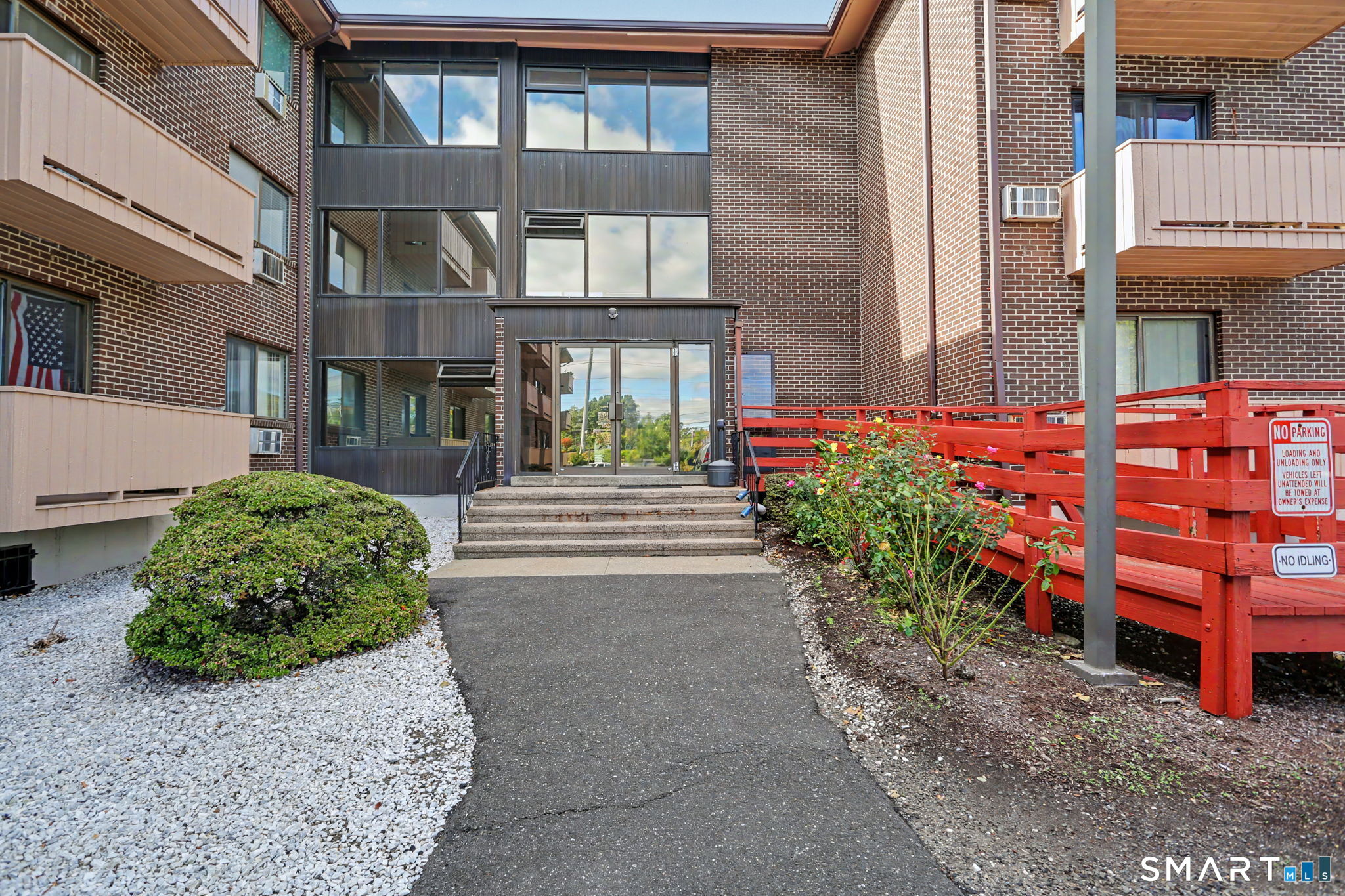 40 California Street Stratford CT 06615