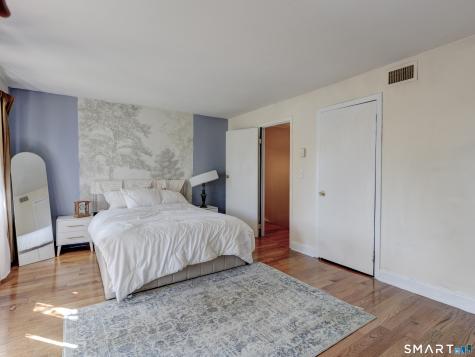 3 Redwood Court Cromwell CT 06416