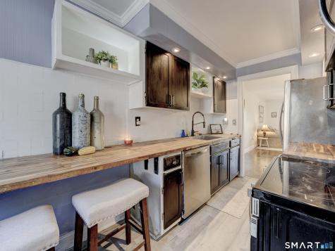 3 Redwood Court Cromwell CT 06416