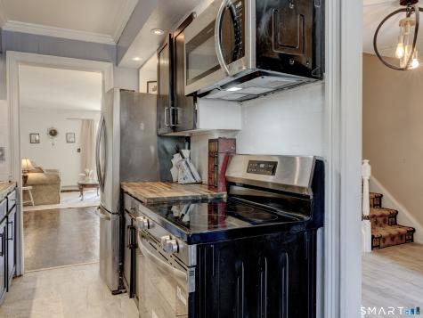 3 Redwood Court Cromwell CT 06416
