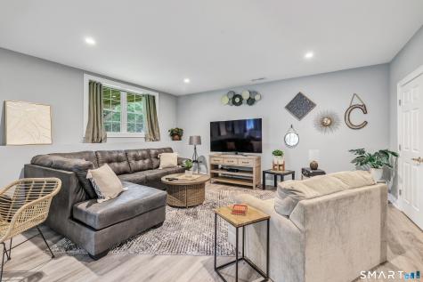 7 Oakview Lane Bethel CT 06801