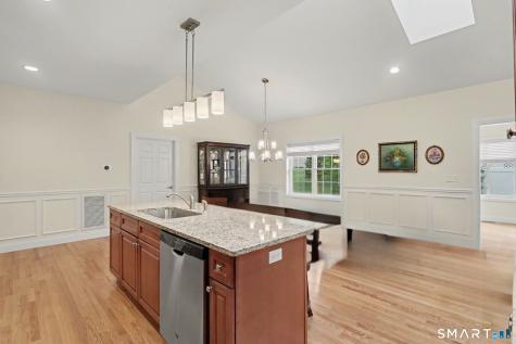 223 Meadow Brook Road Oxford CT 06478