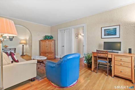 8 Elmcrest Terrace Norwalk CT 06850