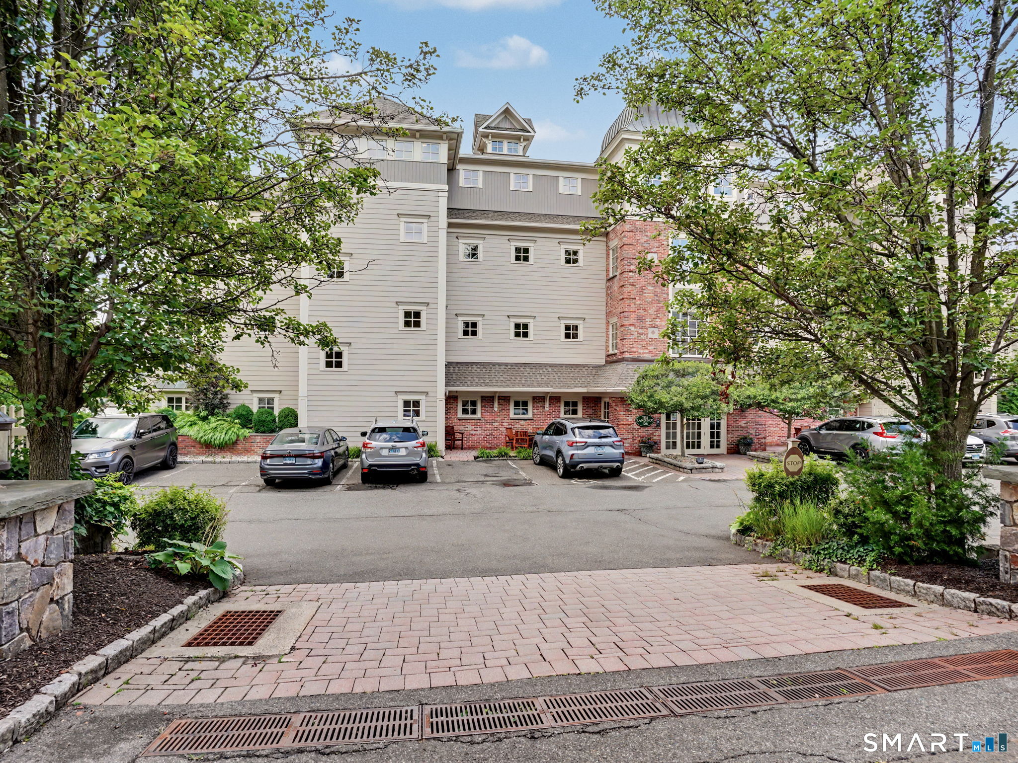 136 East Avenue Norwalk CT 06851