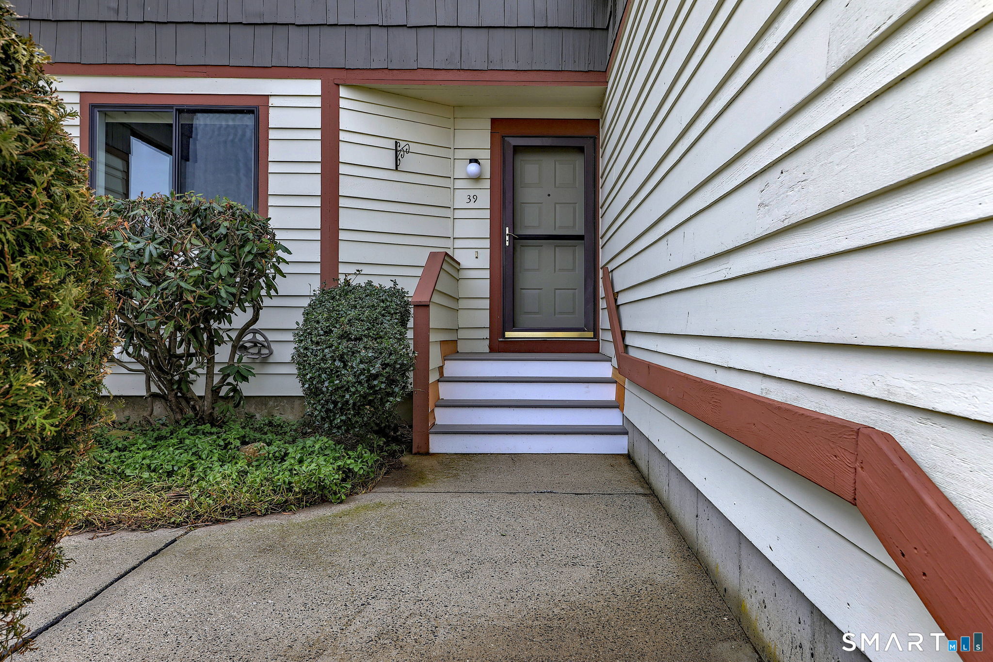 2 Old Town Highway East Haven CT 06512