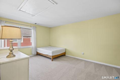 7 Dean Street Danbury CT 06810