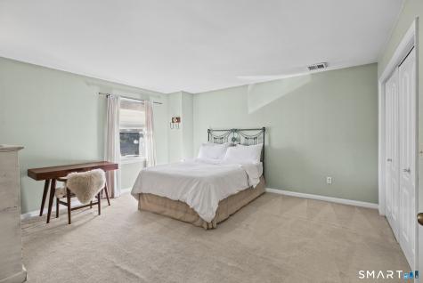 7 Dean Street Danbury CT 06810