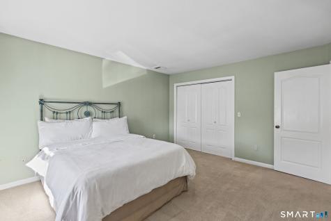 7 Dean Street Danbury CT 06810