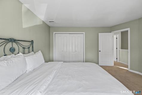 7 Dean Street Danbury CT 06810