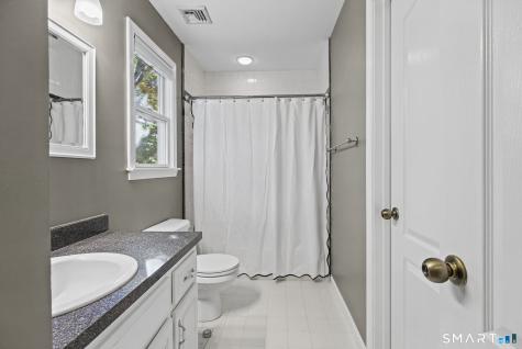 7 Dean Street Danbury CT 06810