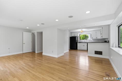 19 Mallard Circle Simsbury CT 06081