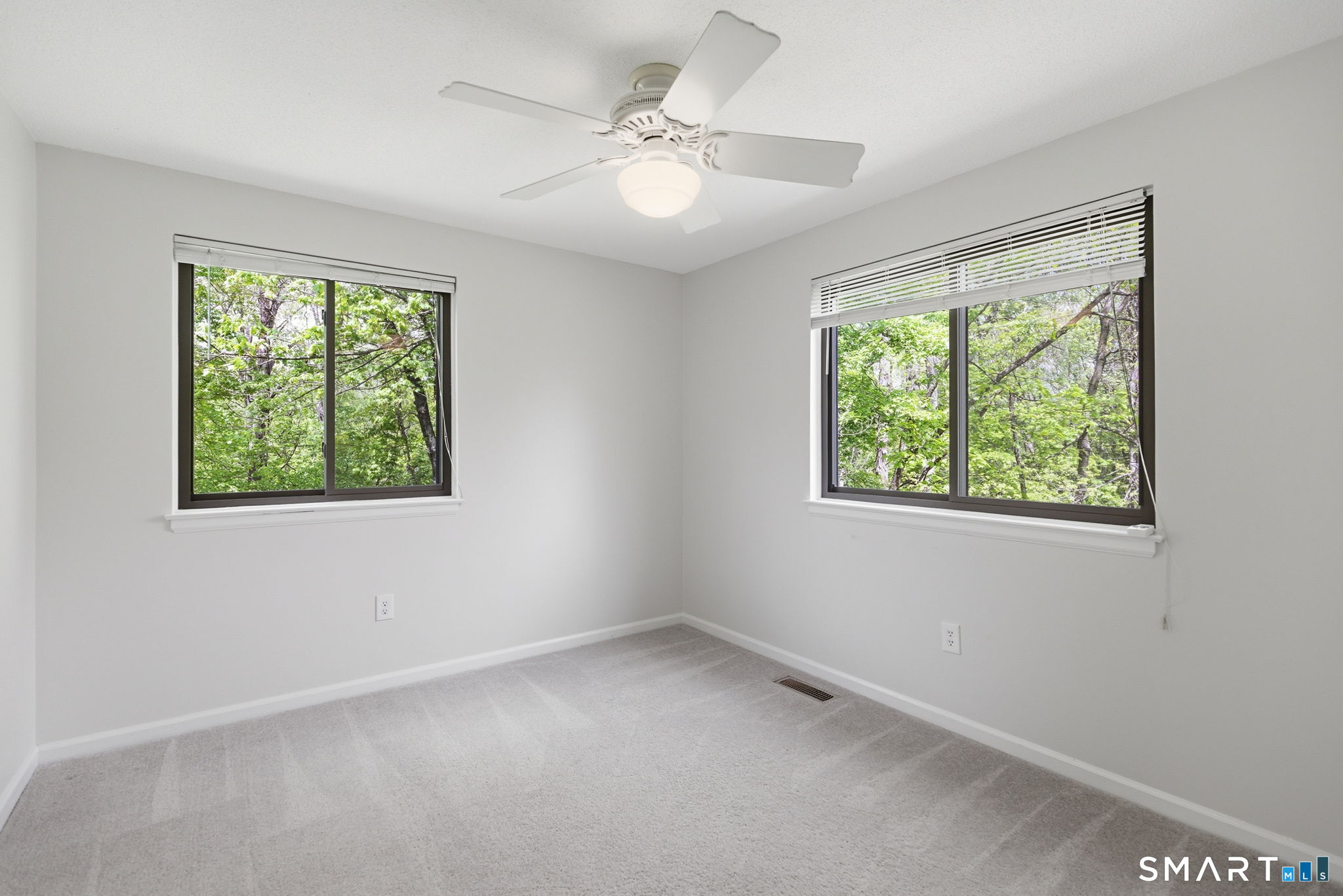 19 Mallard Circle Simsbury CT 06081