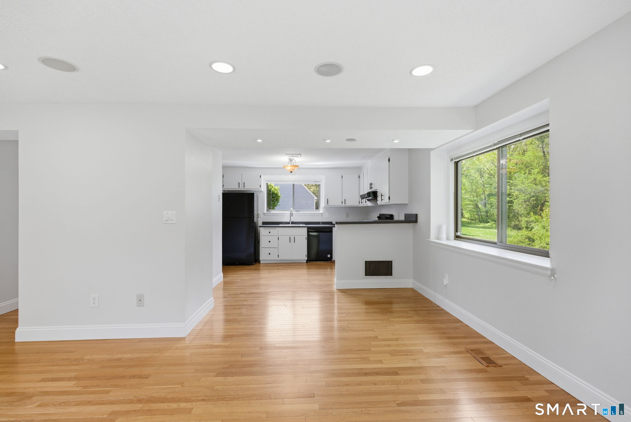 19 Mallard Circle Simsbury CT 06081