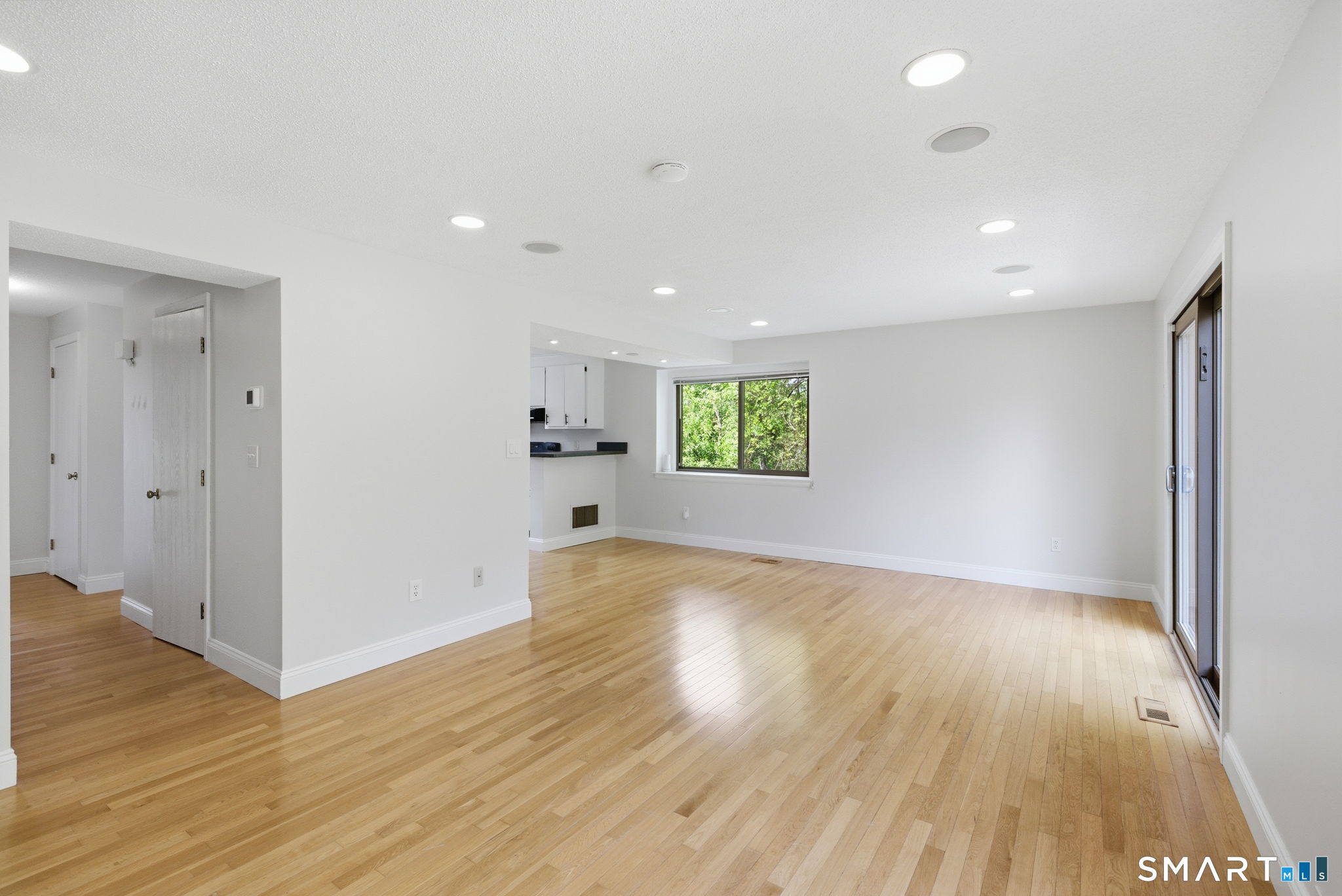 19 Mallard Circle Simsbury CT 06081