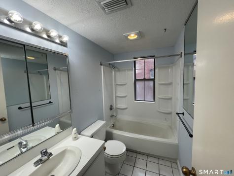 34 Essex Street Hartford CT 06114