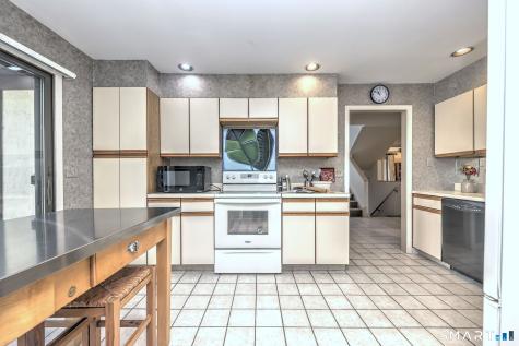 690 Forest Road West Haven CT 06516