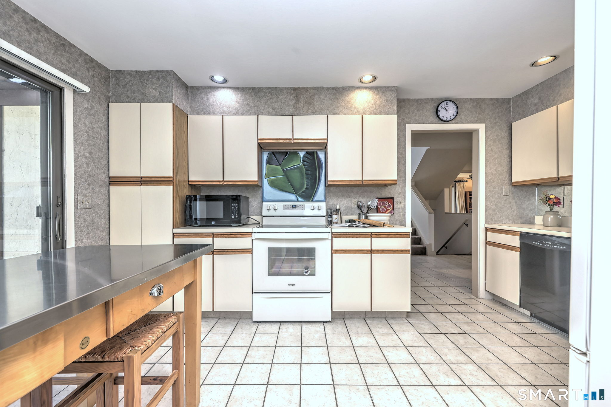 690 Forest Road West Haven CT 06516